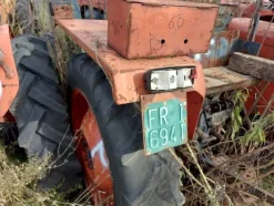 579#73951 Trattori agricoli e macchine dismessi