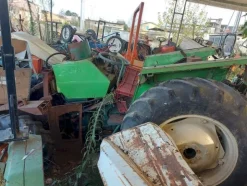 579#73951 Trattori agricoli e macchine dismessi