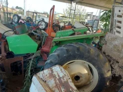 579#73951 Trattori agricoli e macchine dismessi