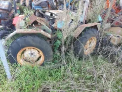 579#73951 Trattori agricoli e macchine dismessi