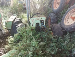 579#73951 Trattori agricoli e macchine dismessi