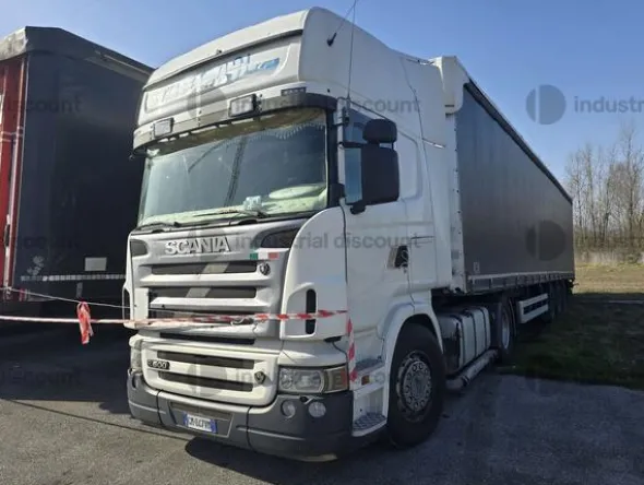 2#10030 Trattori stradali Scania, Autocarro isotermico Scania e semirimorchi