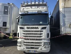 2#10030 Trattori stradali Scania, Autocarro isotermico Scania e semirimorchi