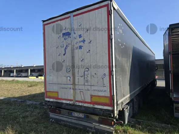 2#10030 Trattori stradali Scania, Autocarro isotermico Scania e semirimorchi