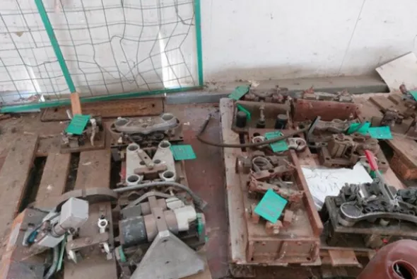 1#7578 Trecce in rame e materiale vario