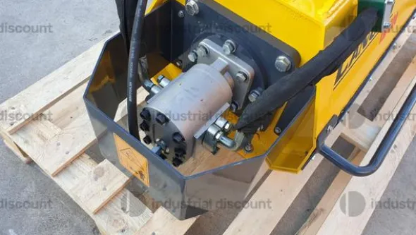 29#9575 Trincia per escavatore Lancini KM-800