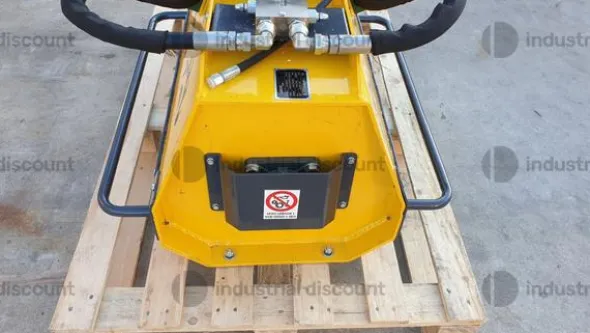 29#9575 Trincia per escavatore Lancini KM-800