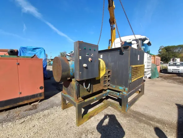 TRITURATORE ELETTRICO PER LEGNO