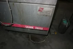 38#3998 Troncatrice a nastro Shark