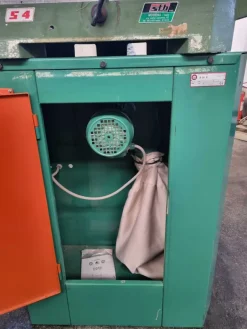 Troncatrice con banco aspirante - STB S4 / OMS B91A