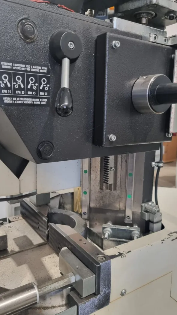 Troncatrice doppia testa FOM Steel 35 B