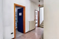 #2536677 Uffici e abitazione (subalterni 4 e 5) dentro capannone