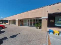 #20499 Uffici e negozio