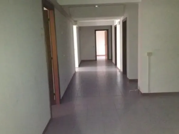 #18350 Ufficio al piano secondo sottostrada