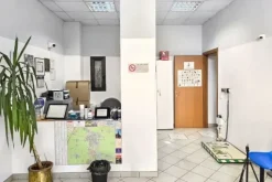 #25828 Ufficio al piano terra in edificio polifunzionale