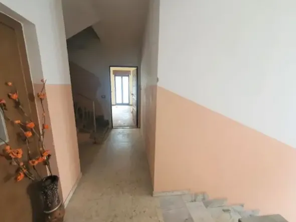 #18682 Ufficio al secondo piano
