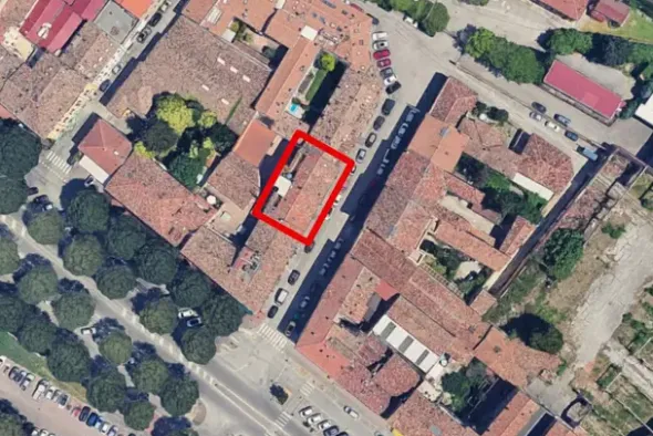 #21948 Ufficio con cantina in edificio ristrutturato