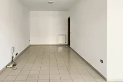 #24651 Ufficio e posto auto in edificio polifunzionale