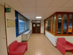 #14218 Ufficio in complesso commerciale