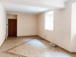 #22163 Ufficio in palazzo storico