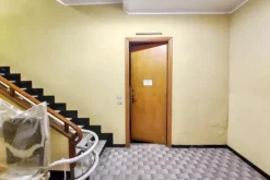 #25689 Ufficio piano terra in palazzina centrale