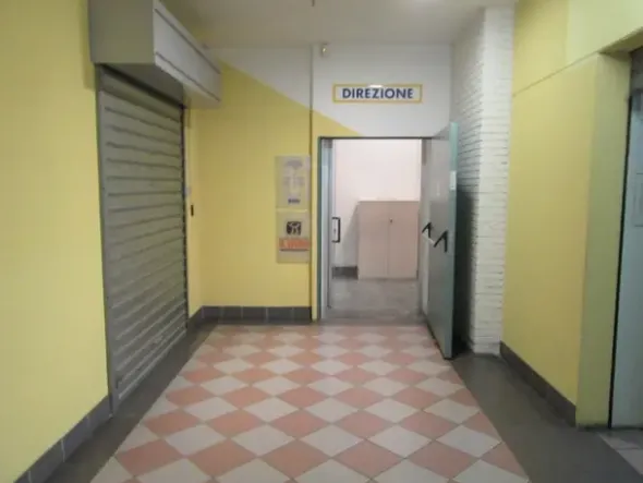 #1653 Ufficio (sub 79) al piano primo di centro commerciale