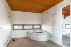 #15426 Unità immobiliari ad uso residenziale ed ufficio