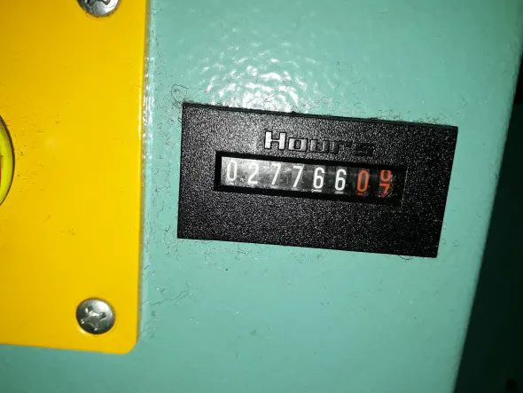 UNIVERSAL MC-825