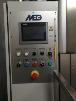 Vasca automatica per lavaggio minuteria metallica