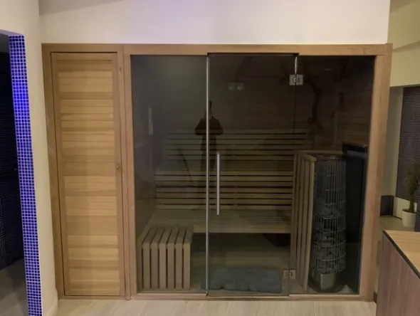 5#6866 Vasca idromassaggio Fabarpool e sauna Harvia