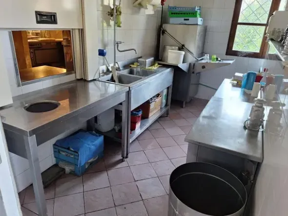 #25798 Vendesi Attività di Albergo 3* con Ristorante e Tabaccheria a Cerreto Guidi (FI)