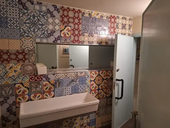 #25798 Vendesi Attività di Albergo 3* con Ristorante e Tabaccheria a Cerreto Guidi (FI)