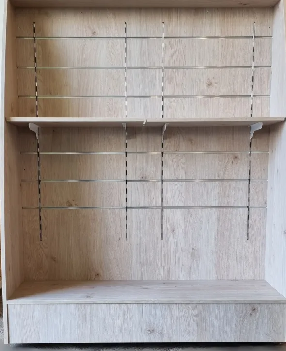 VENDO SCAFFALE LEGNO CON RUOTE