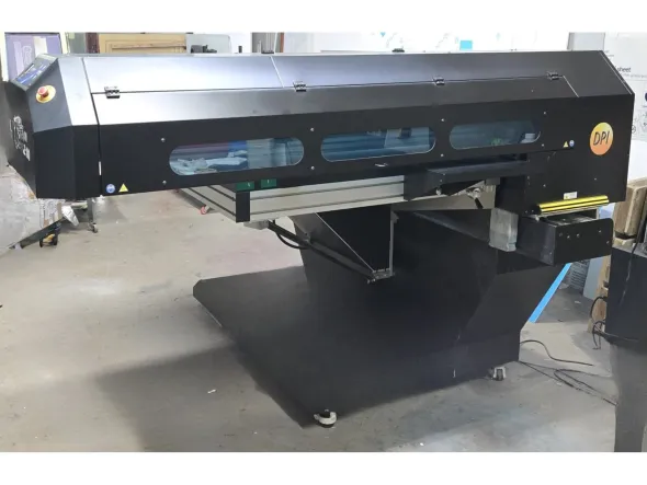 Vendo Stampante Flatbed 100x150 UV LED
