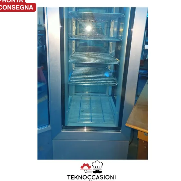 Vendo Vetrina congelatore tutta vetri per esposizione