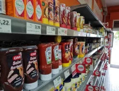 VERO AFFARE:attività commerciale tutto funzionante