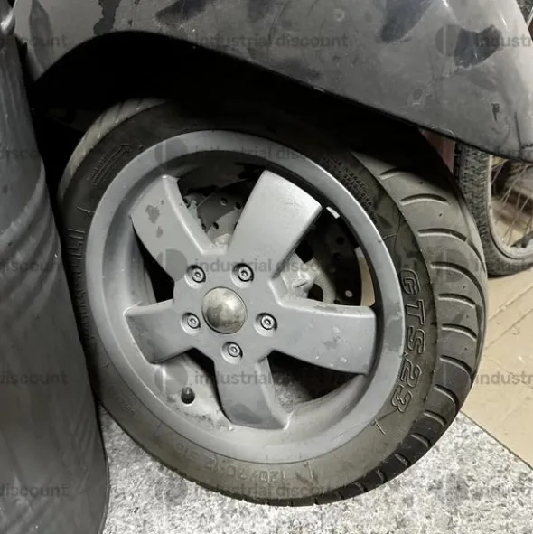 2#9565 Vespa Piaggio 124
