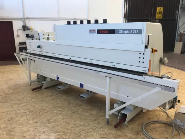 VI904 - 1226Bordatrice marca SCM modello S215