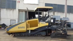 8#7807 Vibrofinitrice cingolata Bomag